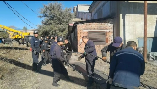 新安矿：安全优质高效完成主机大绳主扇更换任务1